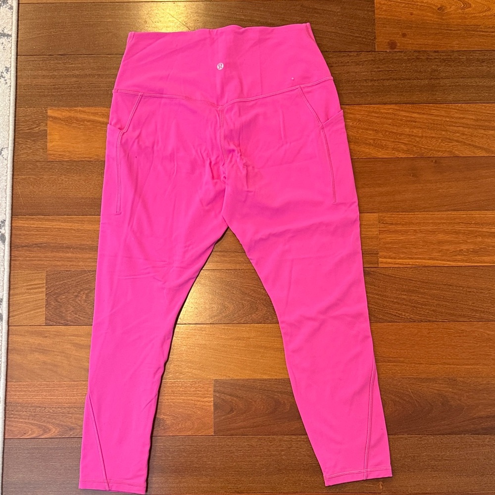 Lululemon 3/4 thicker Leggings